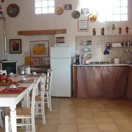 Santu Larentu Bed & Breakfast